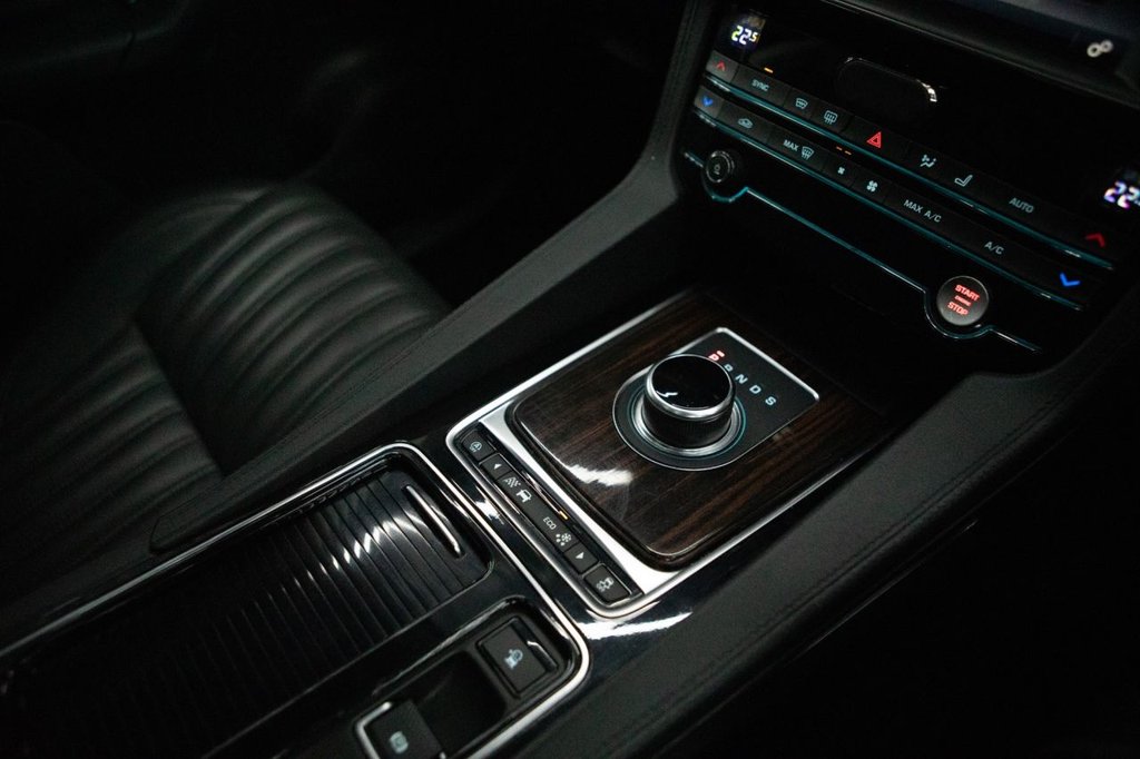 Used Jaguar F-Pace 2018 for sale - 78030167: Photo 46