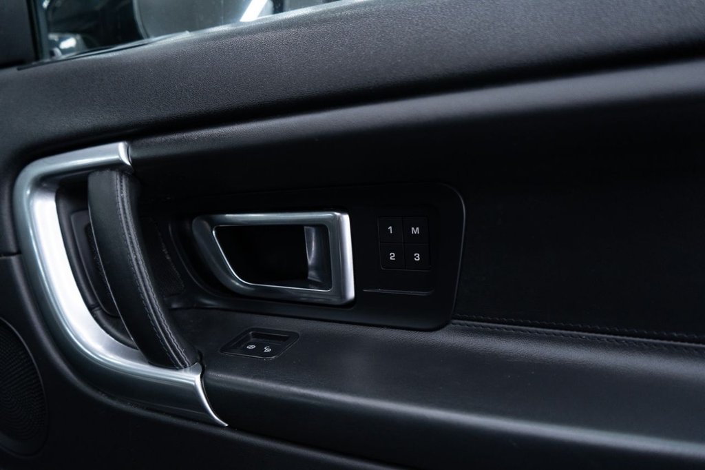 Used Land Rover Discovery Sport 2016 for sale - 78181225: Photo 16