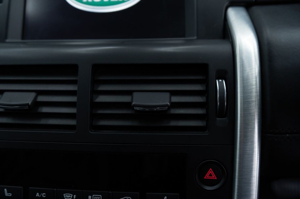 Used Land Rover Discovery Sport 2016 for sale - 78181225: Photo 31