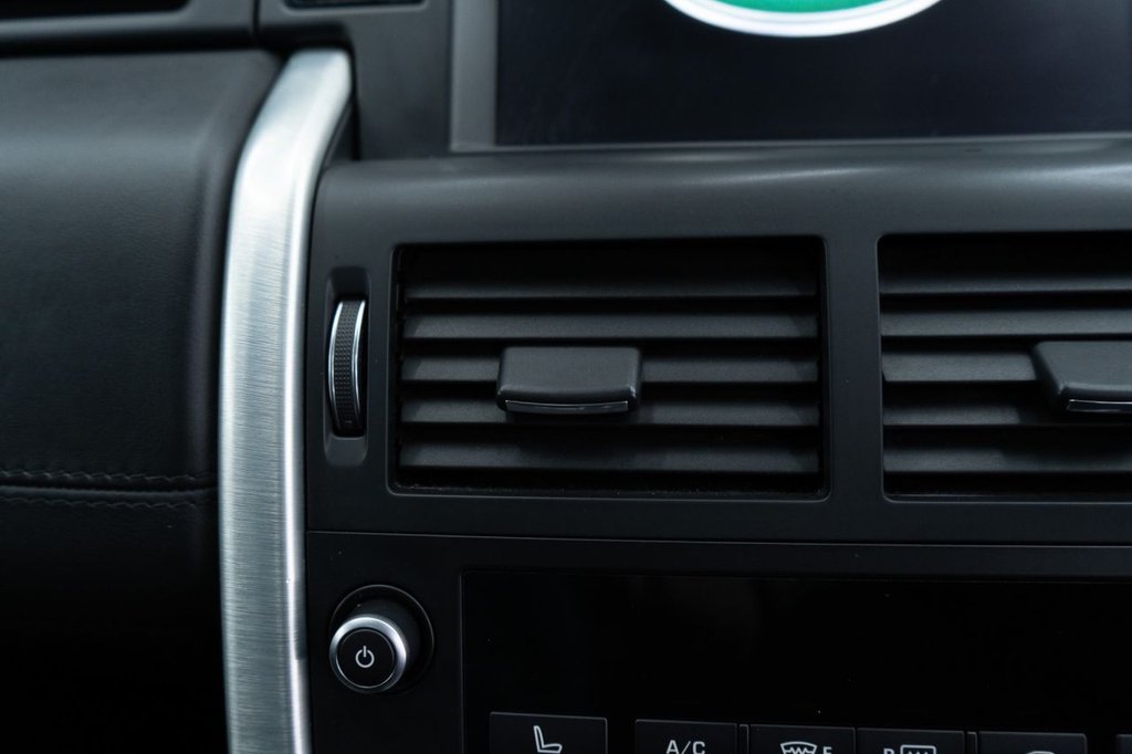 Used Land Rover Discovery Sport 2016 for sale - 78181225: Photo 33