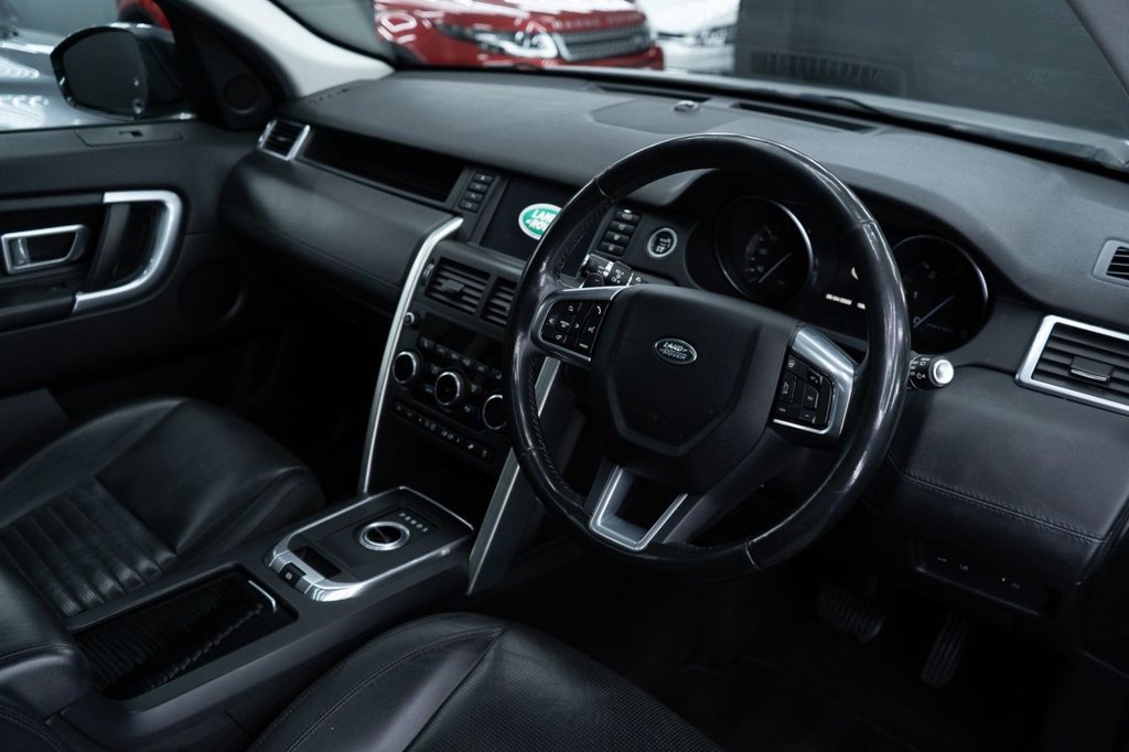 Used Land Rover Discovery Sport 2016 for sale - 78181225: Photo 6