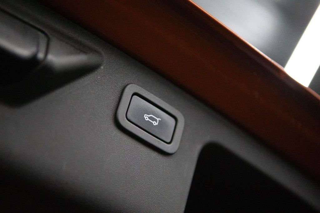 Used Land Rover Discovery Sport 2015 for sale - 77919687: Photo 21