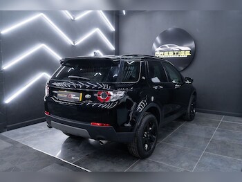 Used Land Rover Discovery Sport 2019 for sale - 78350252: Photo