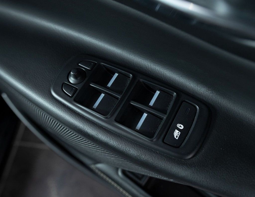 Used Jaguar XE 2017 for sale - 77879934: Photo 30