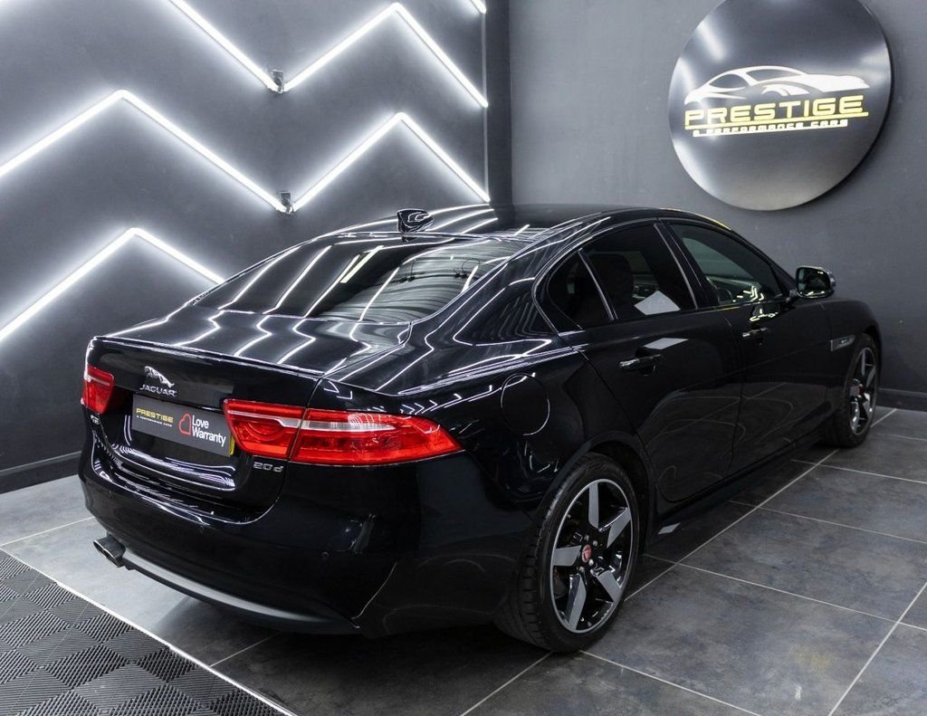 Used Jaguar XE 2017 for sale - 77879934: Photo 4