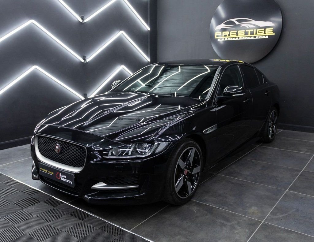Used Jaguar XE 2017 for sale - 77879934: Photo 5