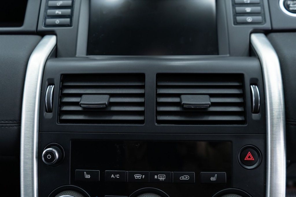 Used Land Rover Discovery Sport 2018 for sale - 78096757: Photo 31