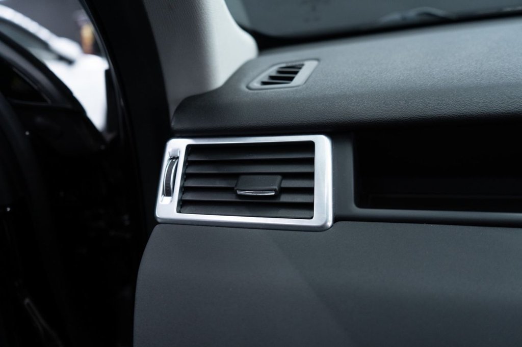 Used Land Rover Discovery Sport 2018 for sale - 78096757: Photo 32