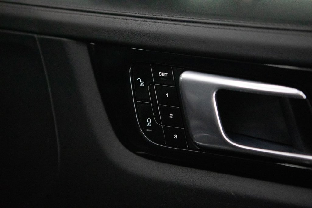 Used Porsche Cayenne 2018 for sale - 77764714: Photo 23