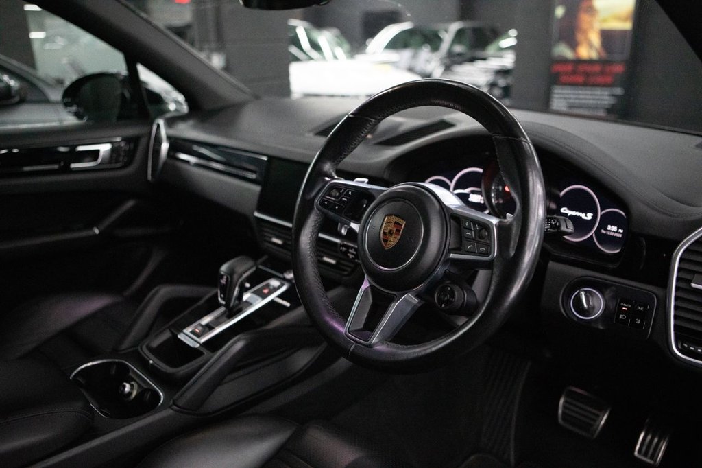 Used Porsche Cayenne 2018 for sale - 77764714: Photo 6