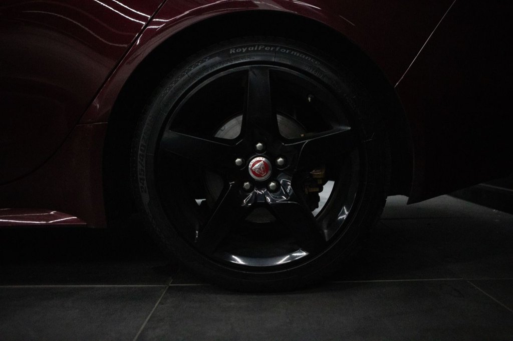 Used Jaguar XE 2017 for sale - 77820786: Photo 26