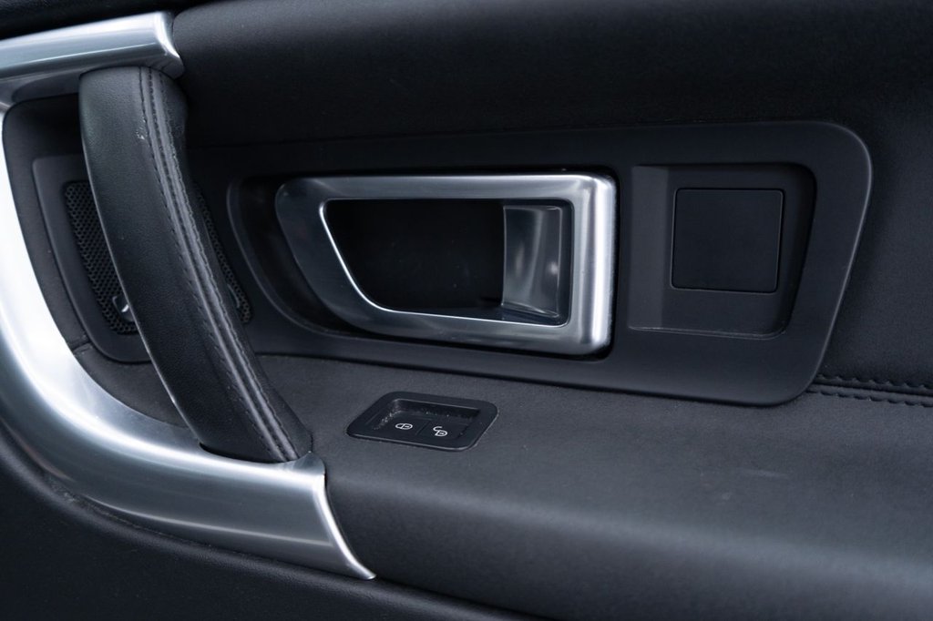 Used Land Rover Discovery Sport 2016 for sale - 78181623: Photo 18