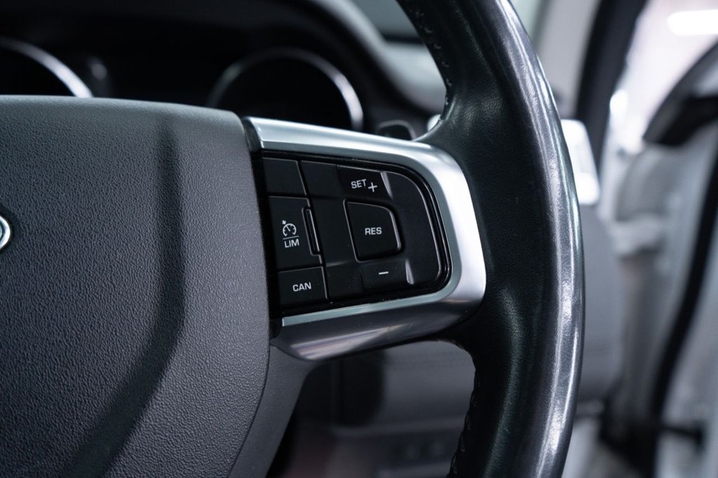 Used Land Rover Discovery Sport 2016 for sale - 78181623: Photo 28