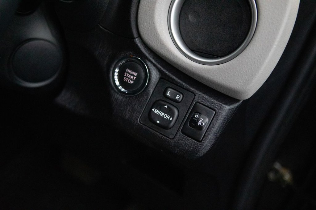 Used Toyota Yaris 2013 for sale - 78049545: Photo 23