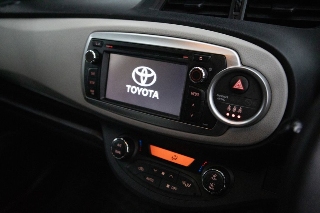 Used Toyota Yaris 2013 for sale - 78049545: Photo 24