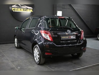 Used Toyota Yaris 2013 for sale - 78049545: Photo