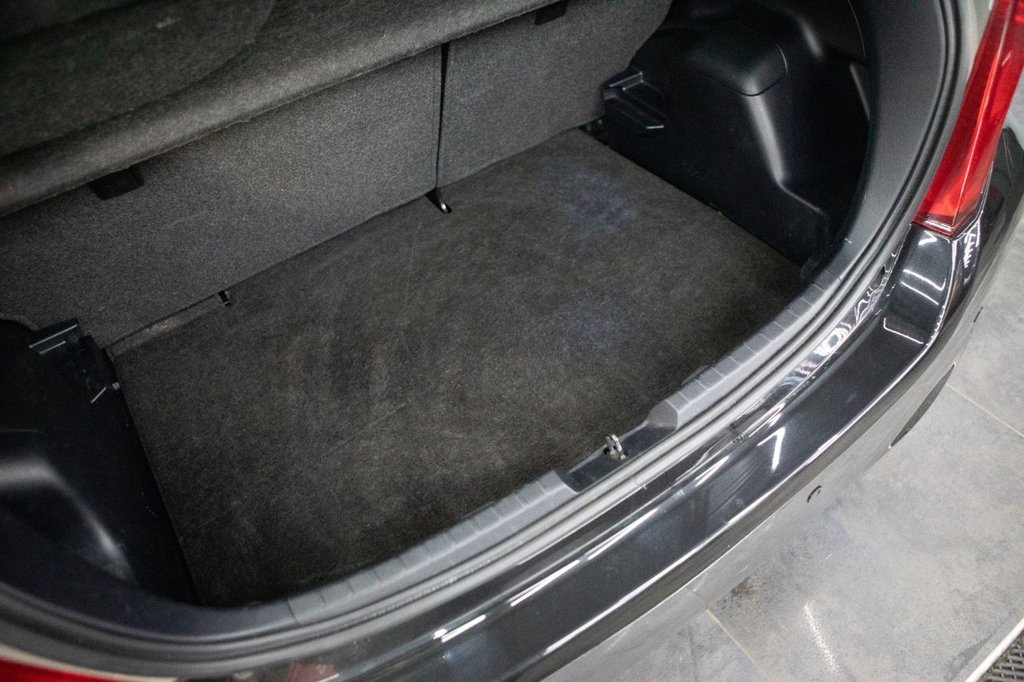 Used Toyota Yaris 2013 for sale - 78049545: Photo 42