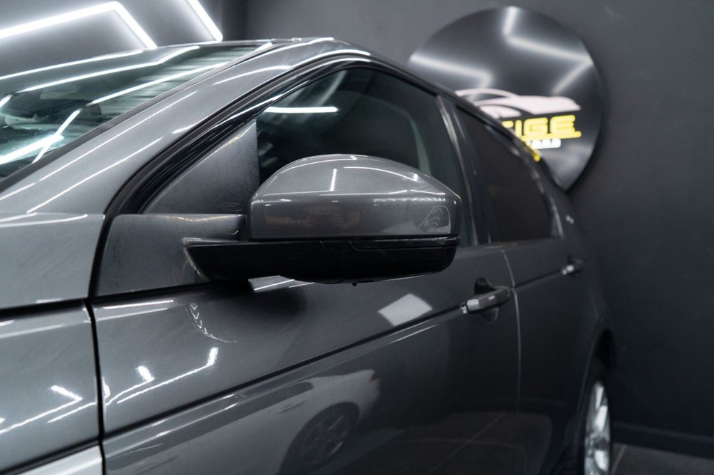 Used Land Rover Discovery Sport 2016 for sale - 77764589: Photo 16