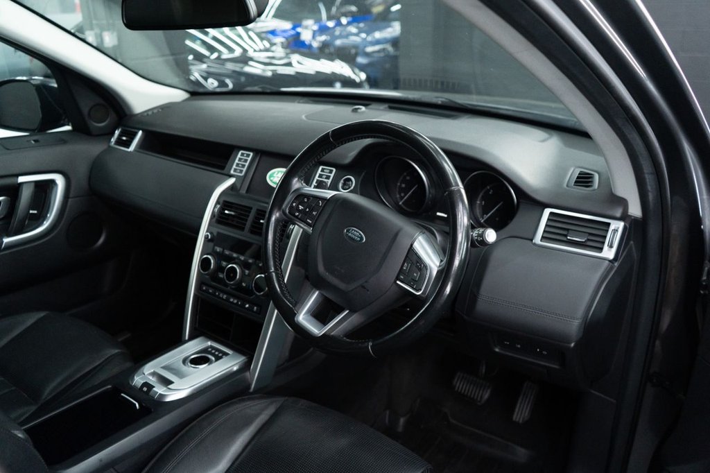 Used Land Rover Discovery Sport 2016 for sale - 77764589: Photo 25