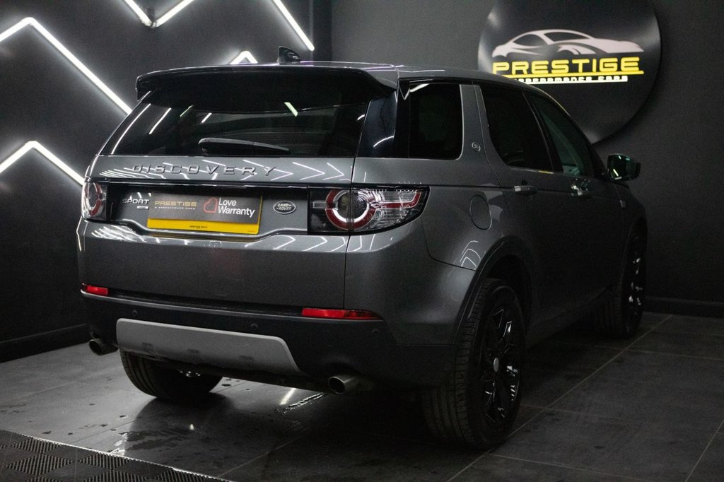 Used Land Rover Discovery Sport 2016 for sale - 77764589: Photo 4