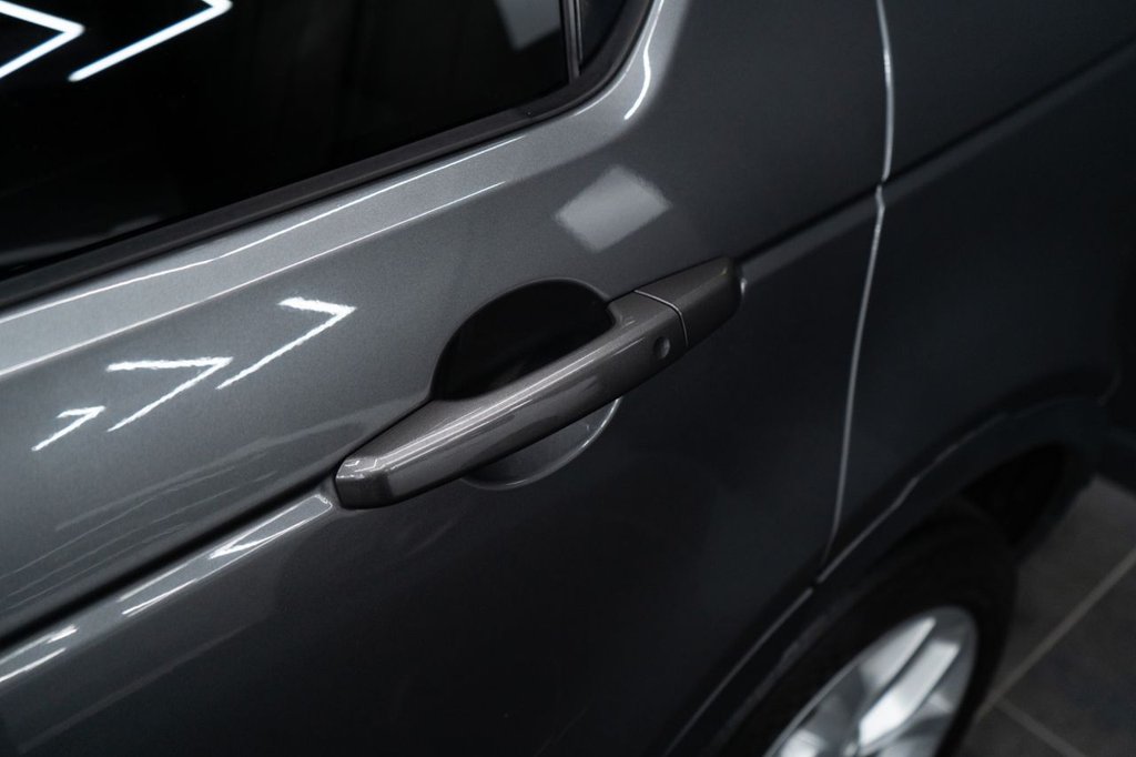 Used Land Rover Discovery Sport 2016 for sale - 77764589: Photo 43