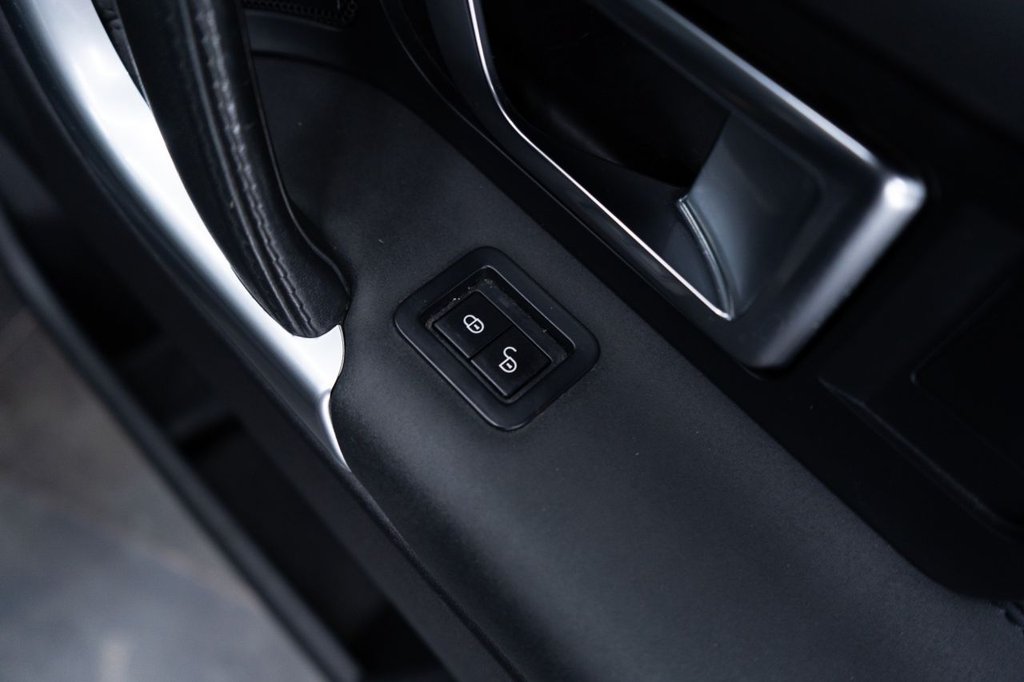 Used Land Rover Discovery Sport 2016 for sale - 78181618: Photo 30