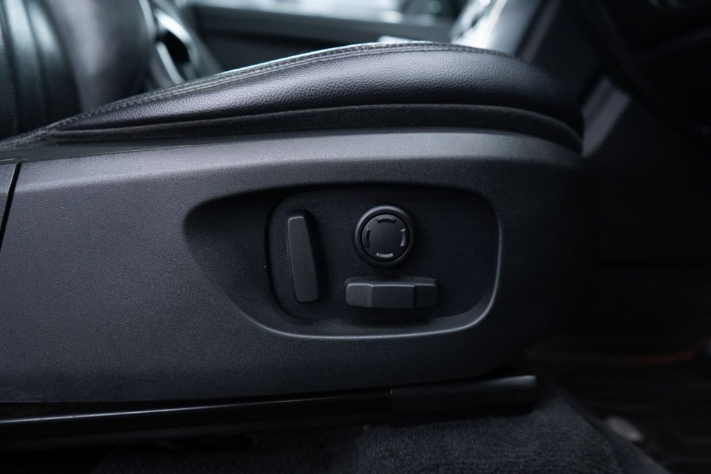 Used Land Rover Discovery Sport 2016 for sale - 78181618: Photo 33