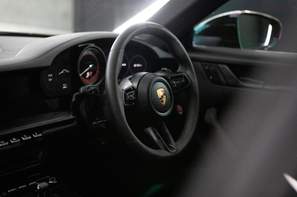 Used Porsche 911 2021 for sale - 77905415: Photo 33