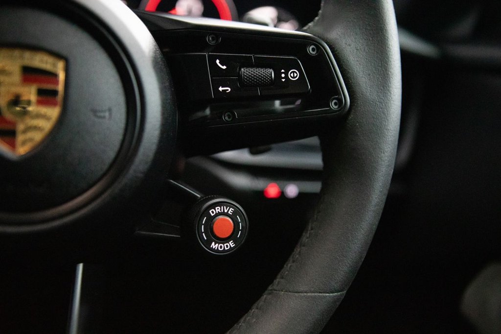 Used Porsche 911 2021 for sale - 77905415: Photo 44