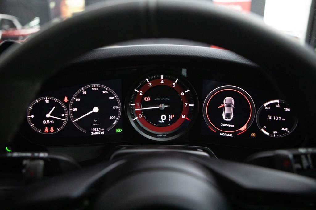 Used Porsche 911 2021 for sale - 77905415: Photo 46