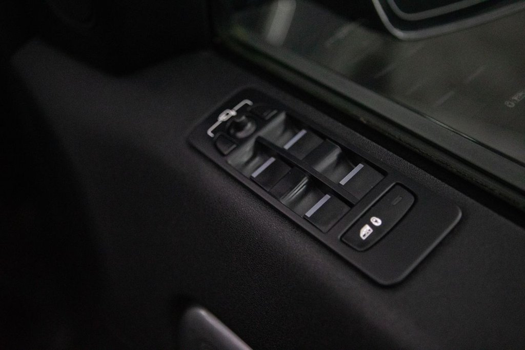 Used Land Rover Discovery Sport 2017 for sale - 78200186: Photo 30