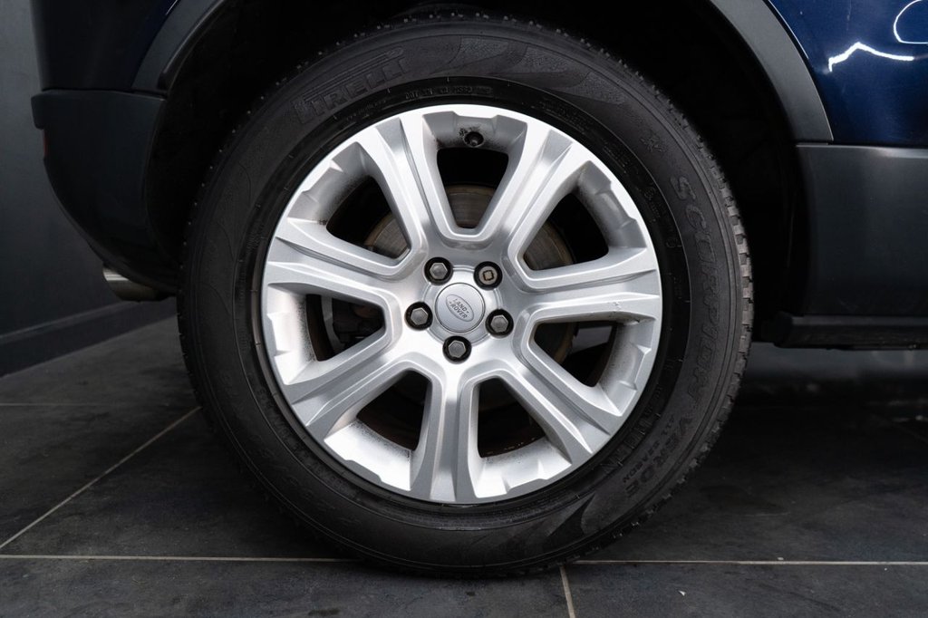 Used Land Rover Range Rover Evoque 2018 for sale - 77884938: Photo 10