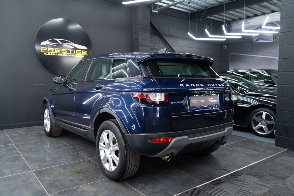 Used Land Rover Range Rover Evoque 2018 for sale - 77884938: Photo 2