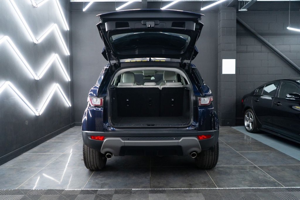 Used Land Rover Range Rover Evoque 2018 for sale - 77884938: Photo 38