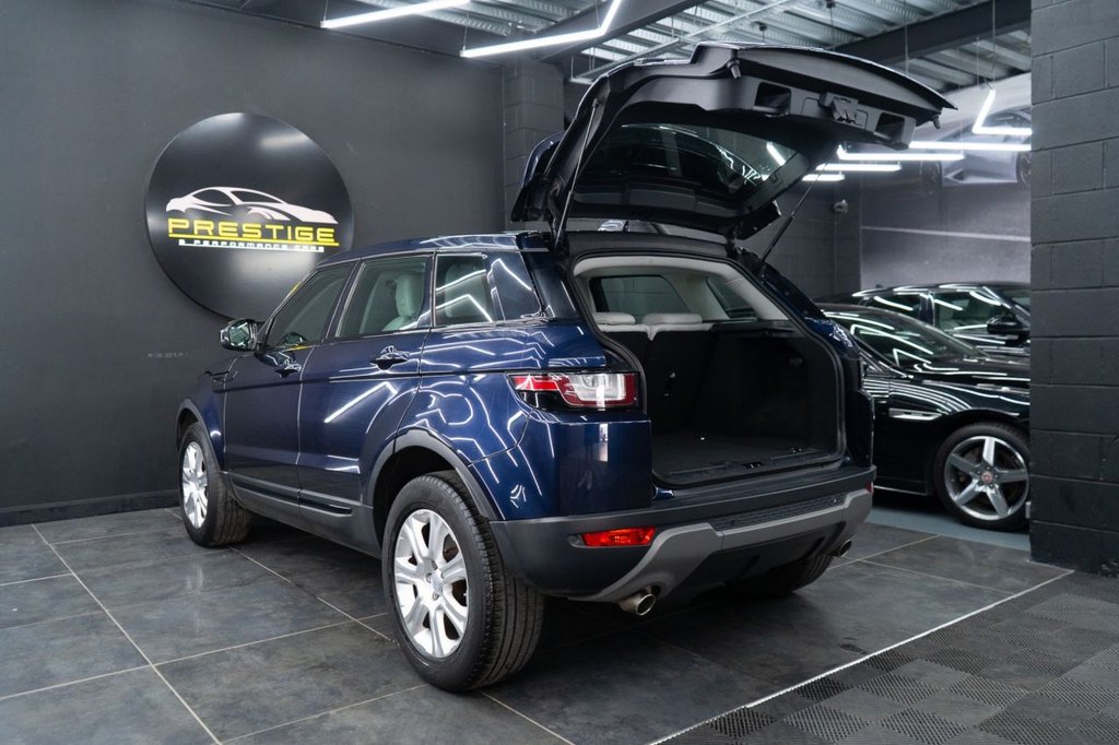 Used Land Rover Range Rover Evoque 2018 for sale - 77884938: Photo 39