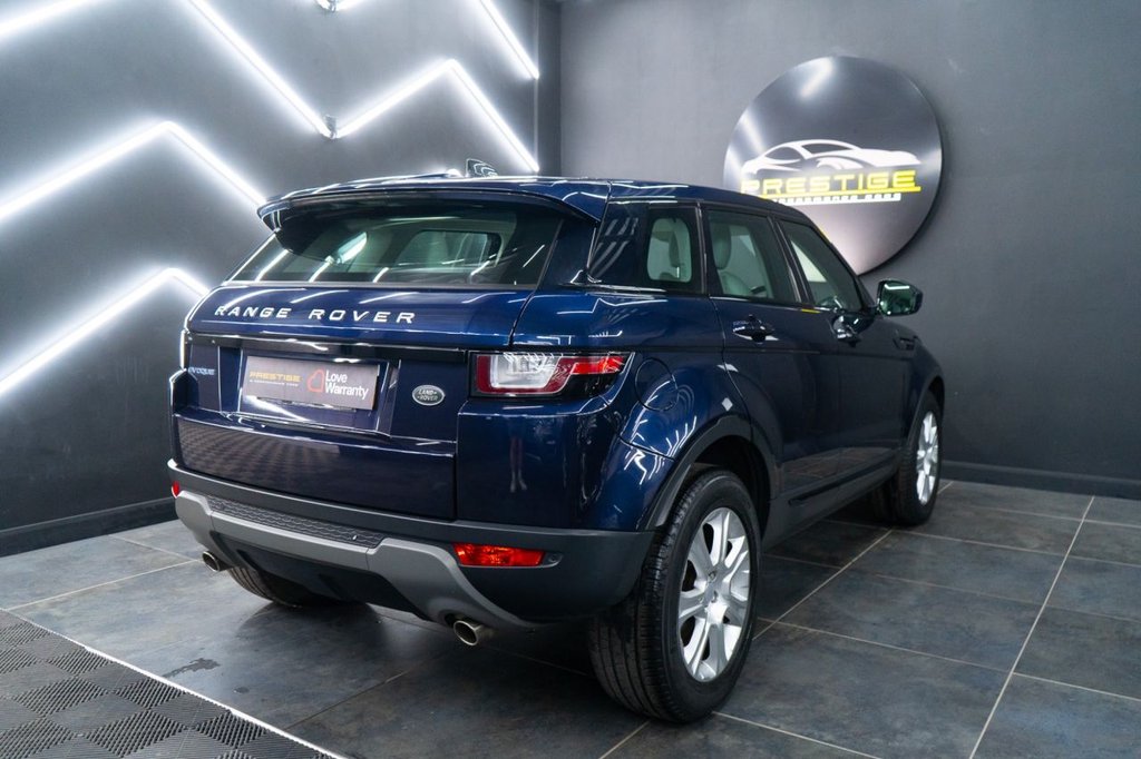 Used Land Rover Range Rover Evoque 2018 for sale - 77884938: Photo 4