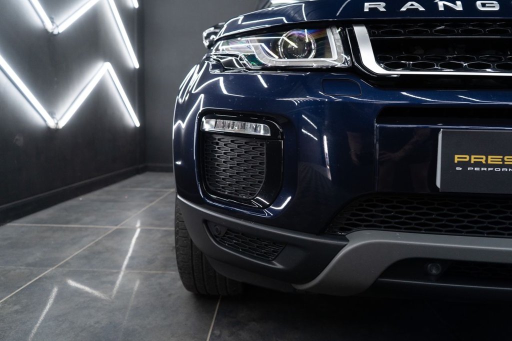 Used Land Rover Range Rover Evoque 2018 for sale - 77884938: Photo 50