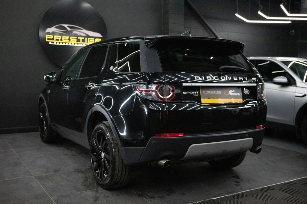 Used Land Rover Discovery Sport 2017 for sale - 77780326: Photo 2