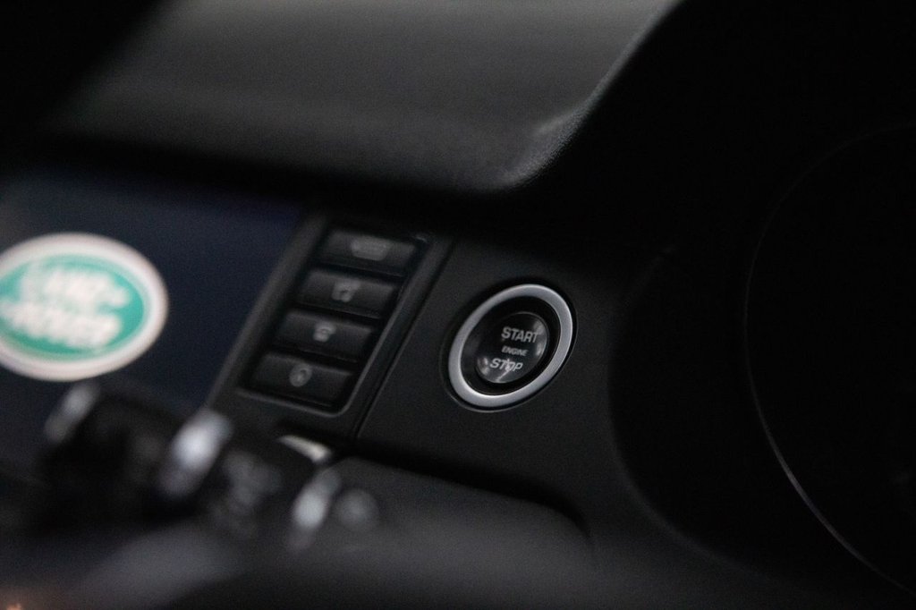 Used Land Rover Discovery Sport 2017 for sale - 77780326: Photo 27