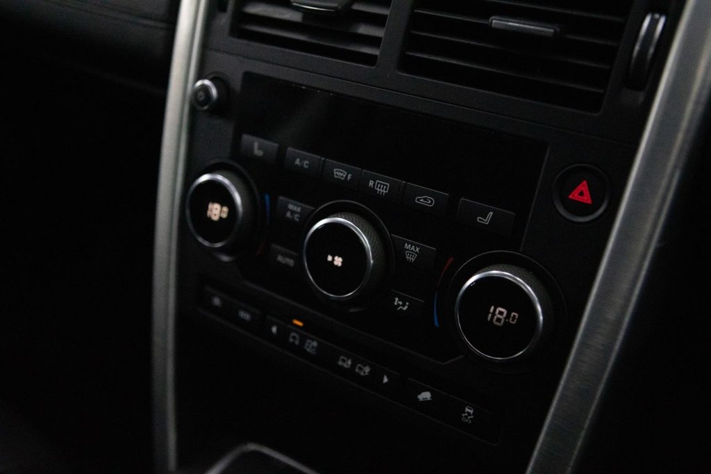 Used Land Rover Discovery Sport 2017 for sale - 77780326: Photo 31