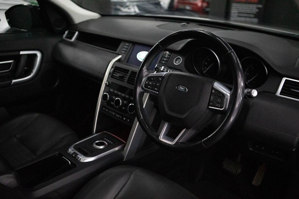 Used Land Rover Discovery Sport 2017 for sale - 77780326: Photo 6
