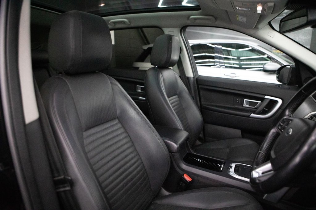 Used Land Rover Discovery Sport 2017 for sale - 77780326: Photo 7