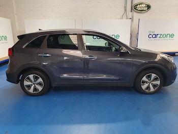Used Kia Niro 2018 for sale - 76138571: Photo 2