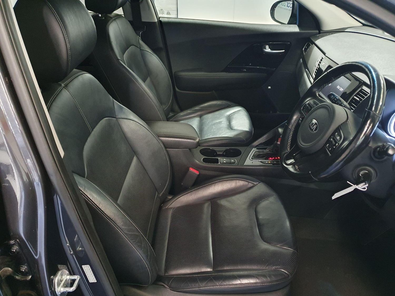 Used Kia Niro 2018 for sale - 76138571: Photo 9