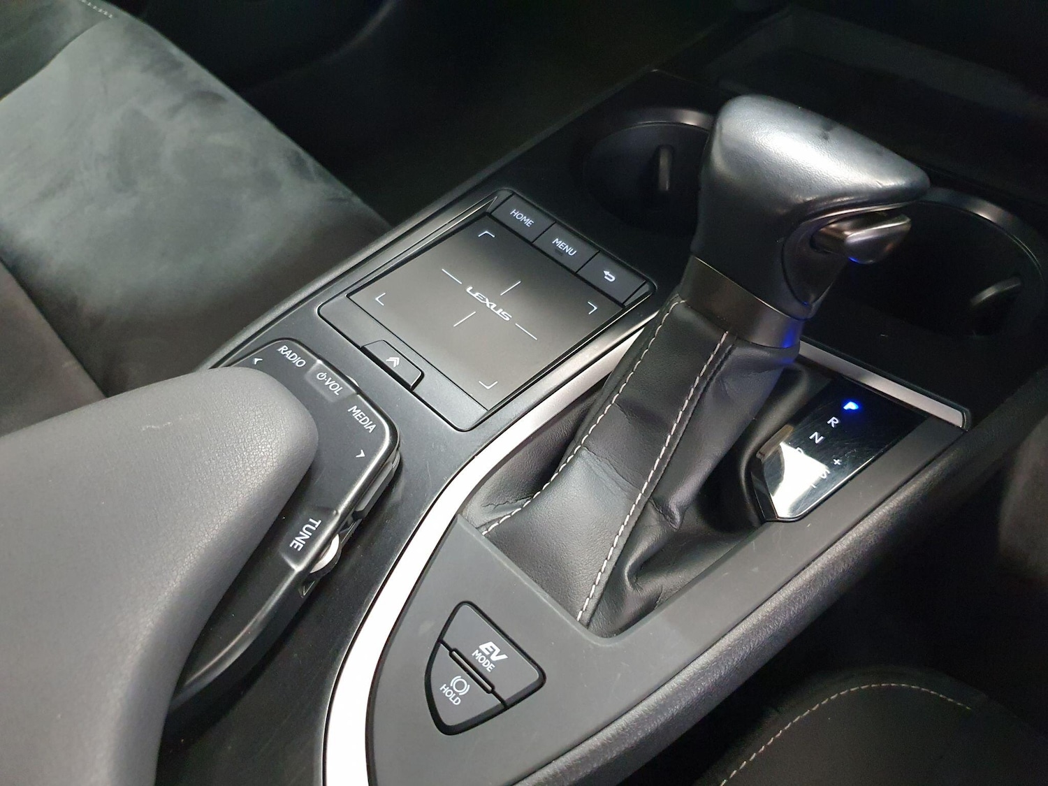 Used Lexus UX 2020 for sale - 76377989: Photo 11