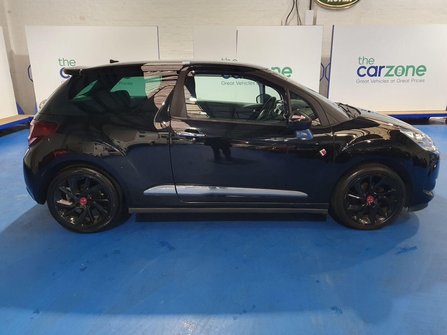 Used DS Automobiles DS 3 2017 for sale - 77344508: Photo 2