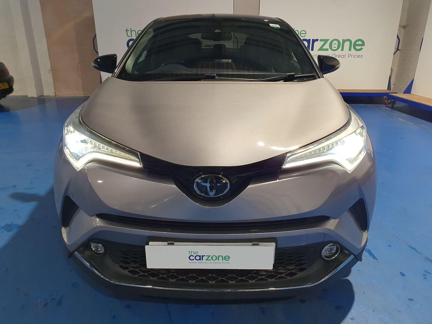 Used Toyota C-HR 2017 for sale - 76620462: Photo 8