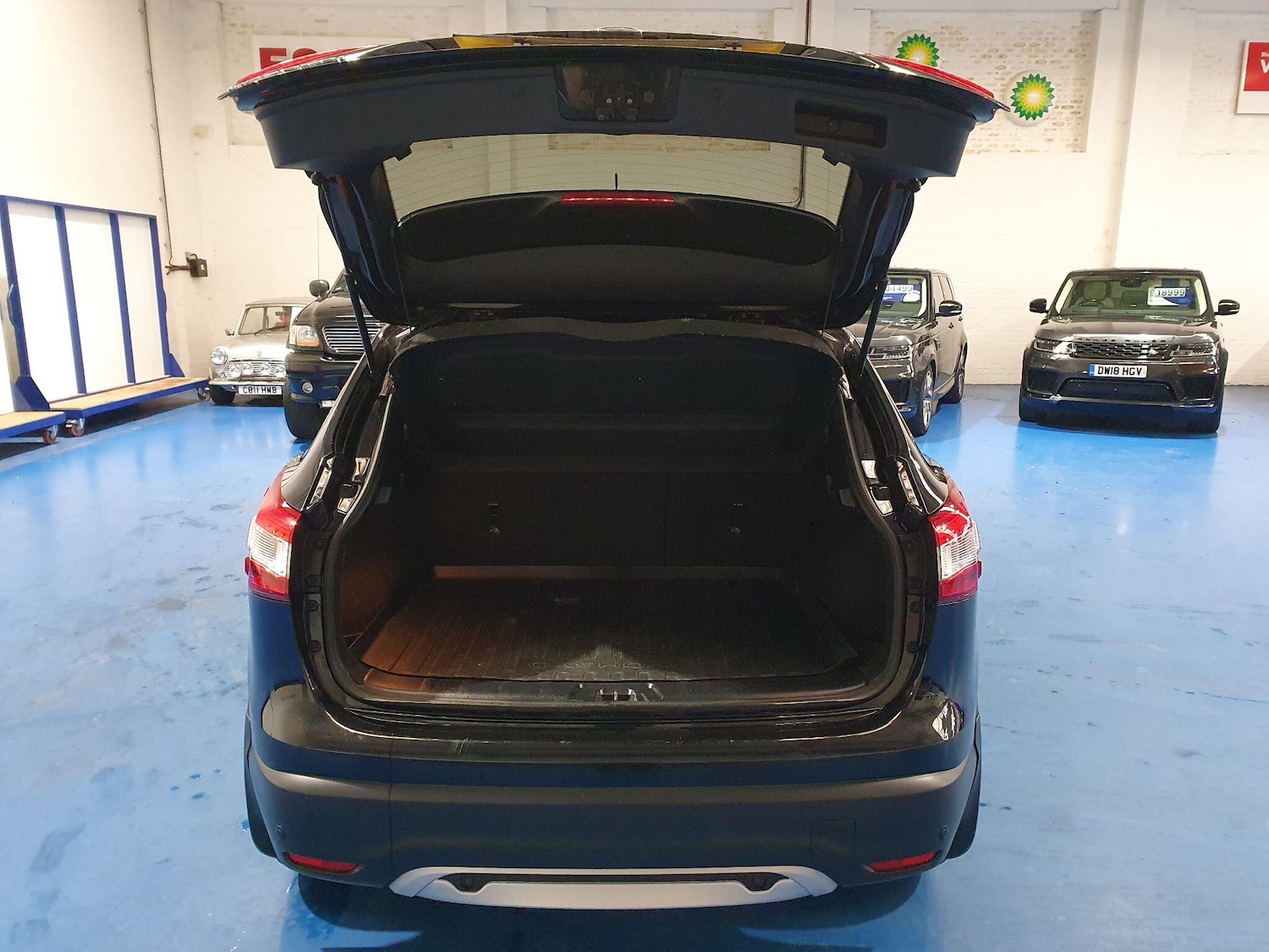 Used Nissan Qashqai 2016 for sale - 77892663: Photo 5