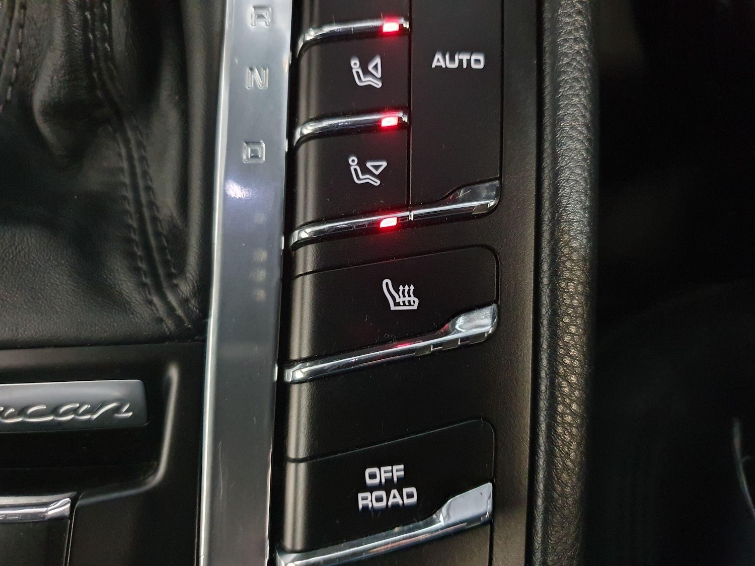 Used Porsche Macan 2015 for sale - 77057549: Photo 13