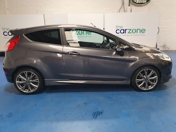 Used Ford Fiesta 2017 for sale - 79589917: Photo